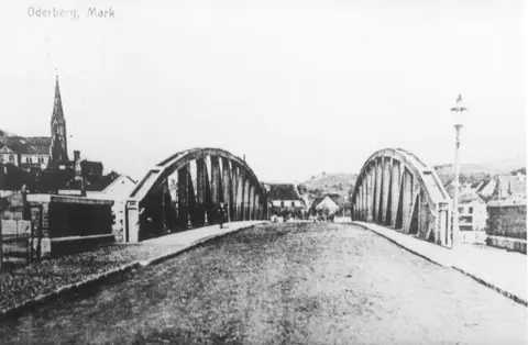 Brücke