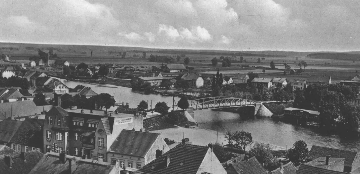 Historische Ansichtskarte: Blick vom Albrechtsberg auf Oderberg und die Oderbrücke, 1939